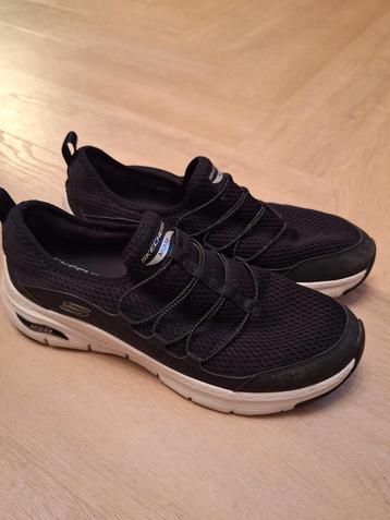 Zwarte Skechers Arch Fit - Maat 41 beschikbaar voor biedingen