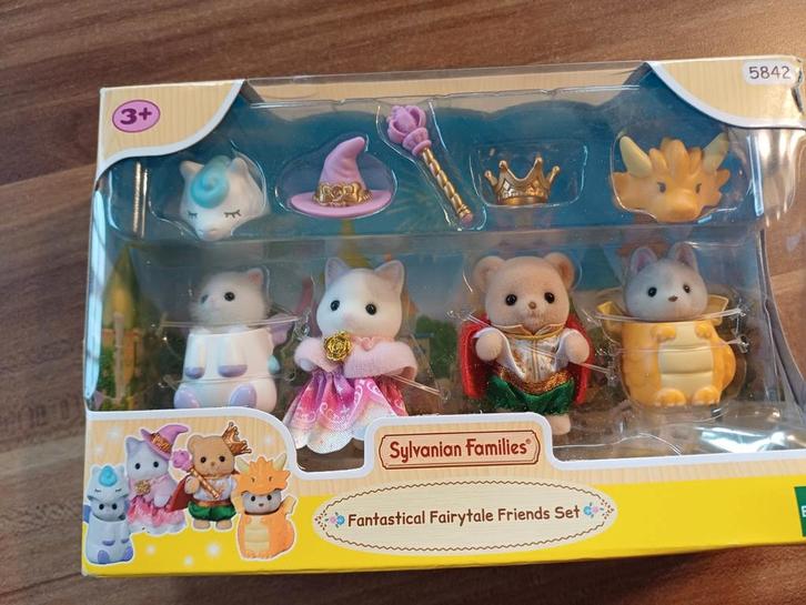 Sylvanian Families Fantasie Sprookjes Vrienden Set, Kinderen en Baby's, Speelgoed | Overig, Zo goed als nieuw, Jongen of Meisje