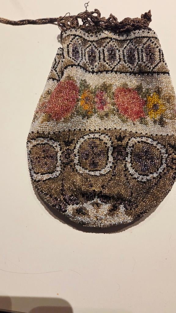 Antieke kralen tasjes, Overige merken, Gebruikt, Overige kleuren, Ophalen of Verzenden