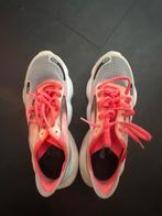 Brooks hardloopschoenen maat 38.5 - Zo goed als nieuw!, Ophalen of Verzenden, Zo goed als nieuw, Roze, Sportschoenen