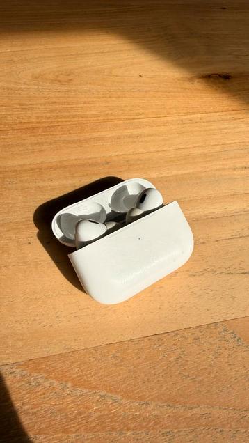 Apple AirPods Pro 2 beschikbaar voor biedingen