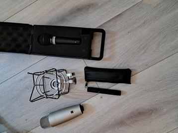 Zangmicrofoons en instrumentenmicrofoon beschikbaar voor biedingen