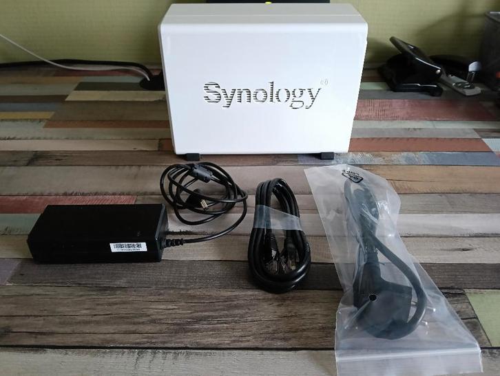 Synology - DS215J (zonder HDD), Computers en Software, NAS, Gebruikt, Ophalen of Verzenden