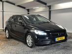 Volvo V40 Cross Country 1.5 T3 Nordic+ 152PK 2018 NL AUTO 1e, 65 €/maand, Euro 6, 700 kg, Leder en Stof