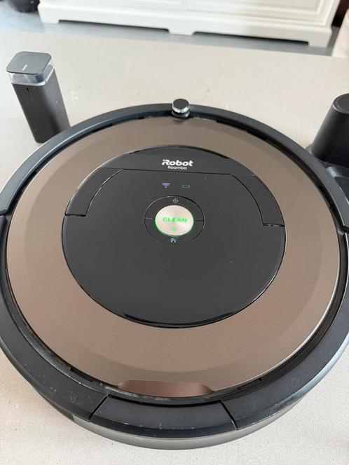 iRobot Roomba 896 - robotstofzuiger, Witgoed en Apparatuur, Stofzuigers, Gebruikt, Robotstofzuiger, Minder dan 1200 watt, Reservoir