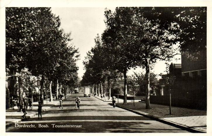 Dordrecht. Bosb. Toussaintstraat - B-keus - 1958 gelopen, Verzamelen, Ansichtkaarten | Nederland, Gelopen, Noord-Brabant, 1920 tot 1940