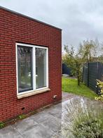 Kantel kiep raam/kozijn uit 2017 (barst in 1 deel van raam), Doe-het-zelf en Verbouw, Kozijnen en Schuifpuien, Kunststof, Raamkozijn