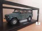 Land Rover Defender 3 2016 Keswick Green - GT Spirit 1:18, Hobby en Vrije tijd, Modelauto's | 1:18, Overige merken, Auto, Nieuw
