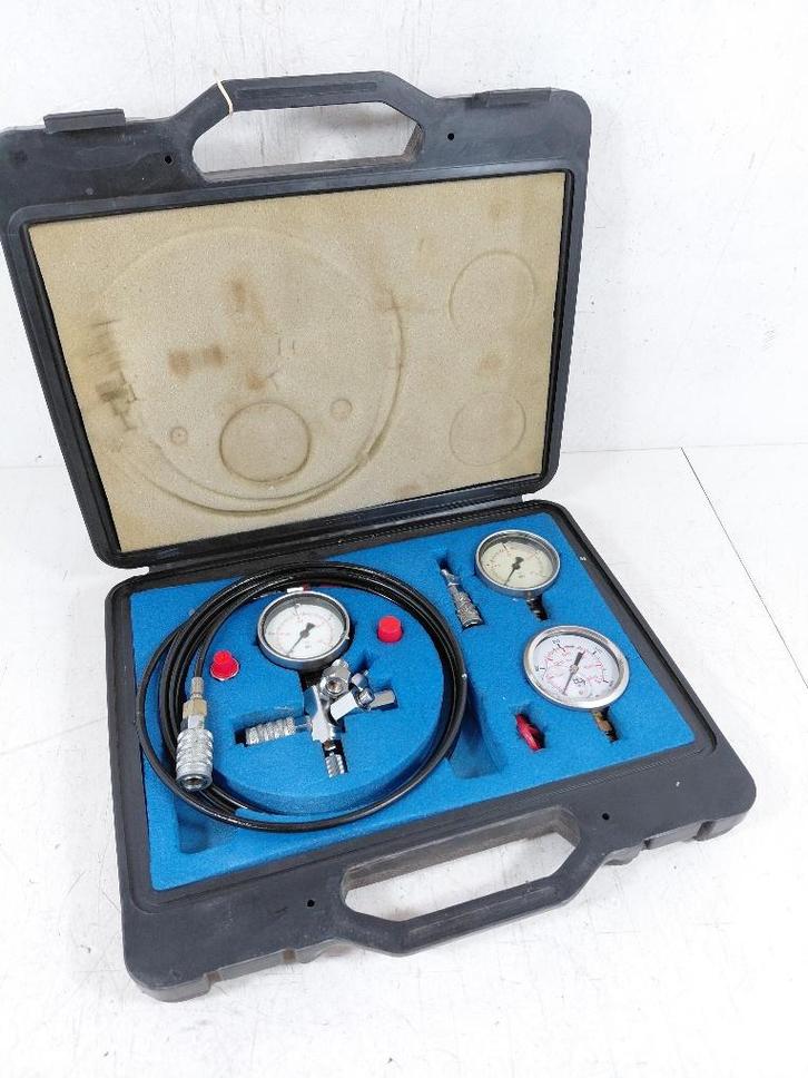Drukmeterset met 3 manometers slangen en adapters., Doe-het-zelf en Verbouw, Meetapparatuur, Gebruikt, Druk, Ophalen of Verzenden
