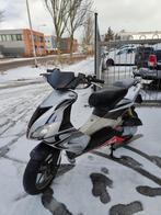 Aprilia SR 50 LC factory 2-takt vers, Ophalen, Zo goed als nieuw, Benzine, SR 50