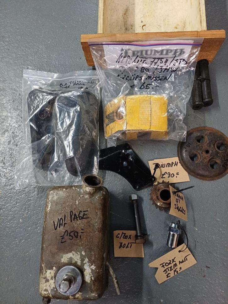 onderdelen oldtimer motoren triumph, ariel, lucas etc., Motoren, Onderdelen | Oldtimers, Gereviseerd, Ophalen