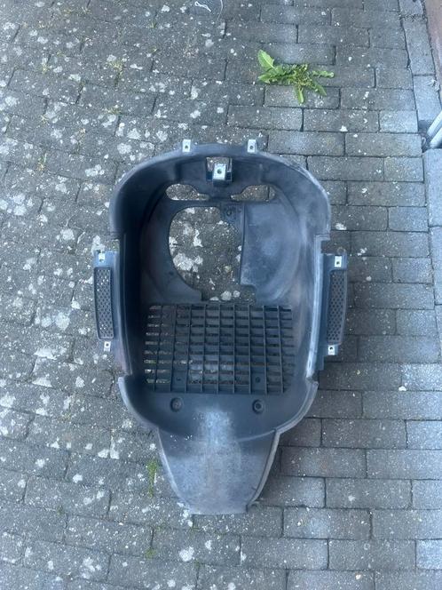 Gilera runner radiateurkuip, Motoren, Tuning en Styling, Ophalen of Verzenden