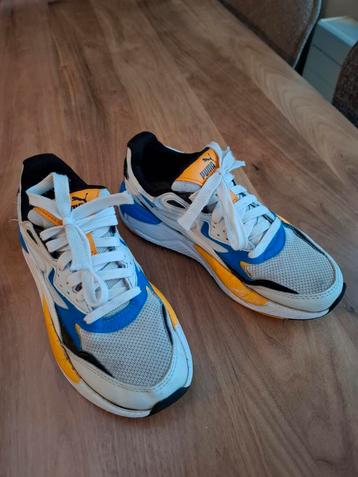 puma sneakers beschikbaar voor biedingen