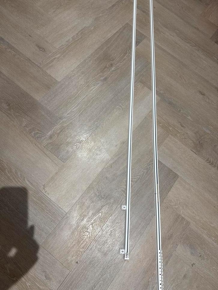 Gordijnrails - Wit, Huis en Inrichting, Stoffering | Gordijnen en Lamellen, Zo goed als nieuw, 200 cm of meer, Minder dan 50 cm