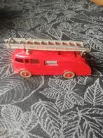 Originele mooie Brandweer ladderwagen.  Dinky toys  555, Ophalen of Verzenden, Zo goed als nieuw, Dinky Toys