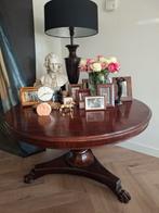 Mahonie houten ronde tafel, Ophalen