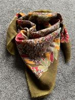 Sjaal in warme kleuren groen oranje rood , wol, Romano, Kleding | Dames, Mutsen, Sjaals en Handschoenen, Ophalen of Verzenden