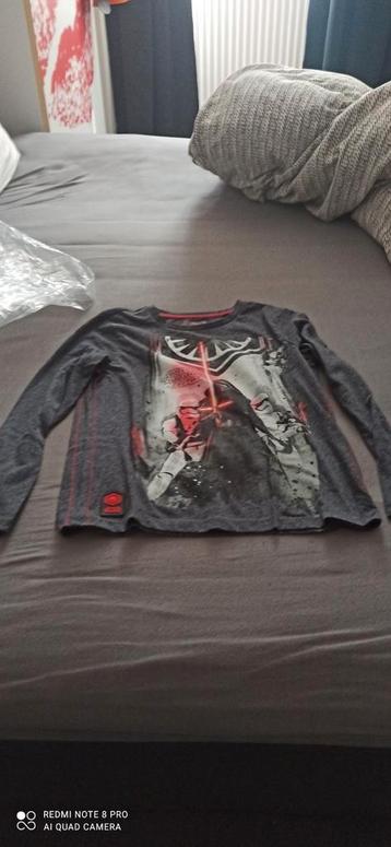 Longsleeve  beschikbaar voor biedingen