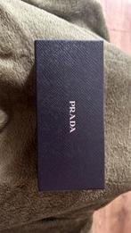 Prada zonnebril gloednieuw!, Sieraden, Tassen en Uiterlijk, Zonnebrillen en Brillen | Heren, Overige merken, Zonnebril, Zwart