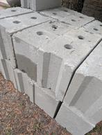 Beton metsel blokken 21 stuks, Doe-het-zelf en Verbouw, Metselstenen, Ophalen, Zo goed als nieuw, Bakstenen