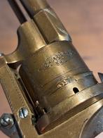 Antieke penvuur revolver Lefacheux Brons art 18 (verlaagd), Ophalen of Verzenden, Landmacht, Nederland