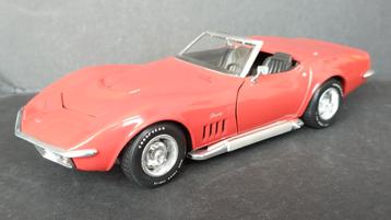 Chevrolet Corvette 1968 1:18 Revell Pol  beschikbaar voor biedingen