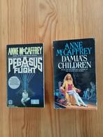 Anne McCaffrey - Damia's children - Pegasus in flight, Boeken, Fantasy, Gelezen, Ophalen of Verzenden