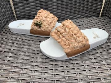 Super leuke slippers van Maison Scotch (Maat 38) beschikbaar voor biedingen