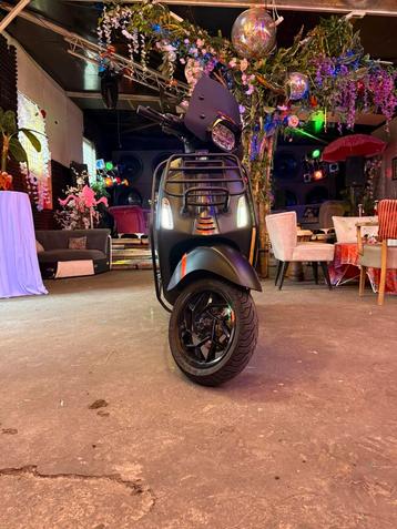 Vespa Sprint S E5 FACELIFT MATT ZWART beschikbaar voor biedingen