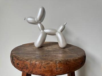 Balloon Dog | Ballon Hond | Wit Parelmoer beschikbaar voor biedingen