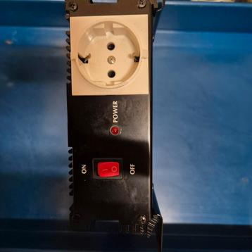 Sky Tronic Omvormer 600W beschikbaar voor biedingen