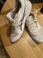 Zaal (hockey) schoenen Asics maat 40, Ophalen of Verzenden, Zo goed als nieuw, Schoenen