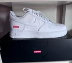 Nike Air Force 1 ‘Supreme’ - 41, Kleding | Heren, Schoenen, Nieuw, Ophalen of Verzenden