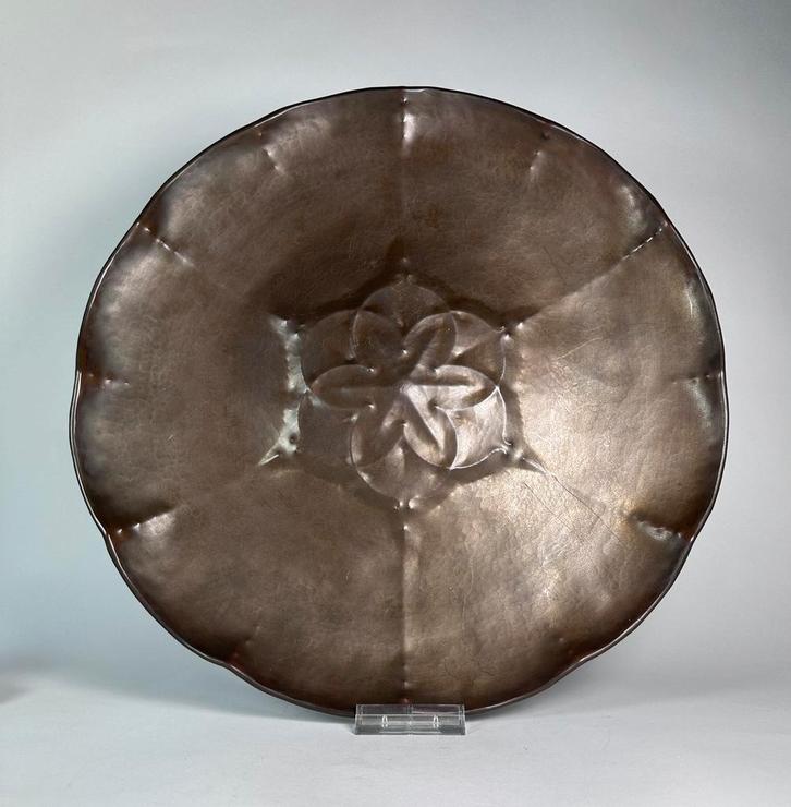 Wandbord Amsterdamse school, gemerkt: Leo H de Nie, ca1925, Antiek en Kunst, Antiek | Koper en Brons, Ophalen of Verzenden