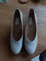 Gabor pumps, Ophalen of Verzenden, Zo goed als nieuw, Beige