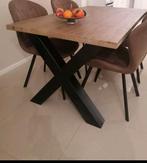 Eettafel met zwarte kruis poten Nieuw!, Huis en Inrichting, Tafels | Eettafels, Ophalen of Verzenden