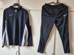 Nike trainingspak kids, Ophalen of Verzenden, Zo goed als nieuw, Overige maten, Zwart