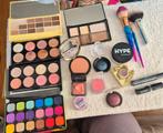 Makeup bundel 3, diverse merken! Makeup, kleding, tassen enz, Ophalen of Verzenden, Overige kleuren, Gehele gezicht, Make-up
