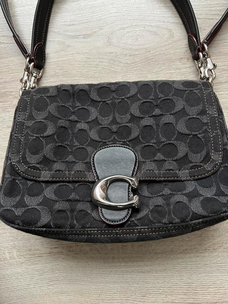Stoere tas Coach, Sieraden, Tassen en Uiterlijk, Tassen | Damestassen, Zo goed als nieuw, Schoudertasje, Zwart, Ophalen of Verzenden