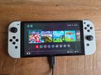 Nintendo Switch OLED (wit), Spelcomputers en Games, Ophalen, Zo goed als nieuw, Met 2 controllers, Switch OLED