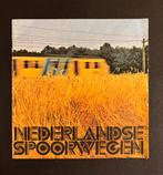 Brochure NS ‘ Nederlandse Spoorwegen’ (1975), Ophalen of Verzenden, Gebruikt, Trein, Boek of Tijdschrift