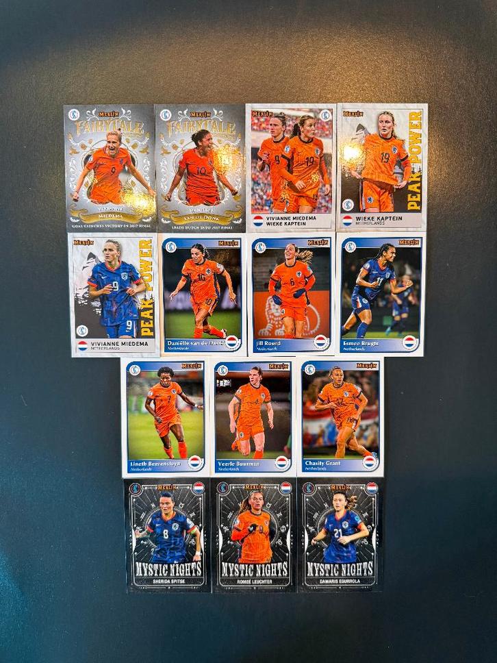 14 oranje Leeuwinnen voetbalplaatjes, Hobby en Vrije tijd, Verzamelkaartspellen | Overige, Nieuw, Meerdere kaarten, Ophalen of Verzenden