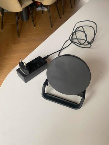 Belkin Draadloze Oplader met Standaard Zwart beschikbaar voor biedingen