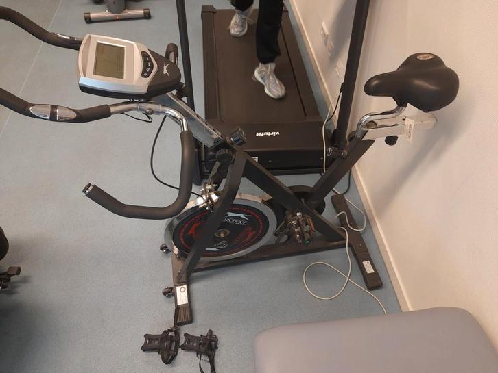 Slazenger Spinningfiets, Sport en Fitness, Fitnessapparatuur, Gebruikt, Spinningfiets, Ophalen
