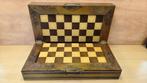 Vintage Asian Hand-Carved Wood Chess Set #30427, Secondsale Roosendaal, Leemstraat 1N, Ophalen of Verzenden, Zo goed als nieuw