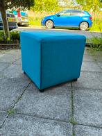 Blauwe hocker / poef, Ophalen, Gebruikt