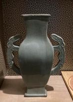 Prachtige celadon kleurige grote vaas Chinees, Huis en Inrichting, Woonaccessoires | Vazen, Overige kleuren, Aardewerk of Porselein