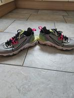 Nike sneakers € 30,-, Ophalen of Verzenden, Zo goed als nieuw, Sneakers of Gympen