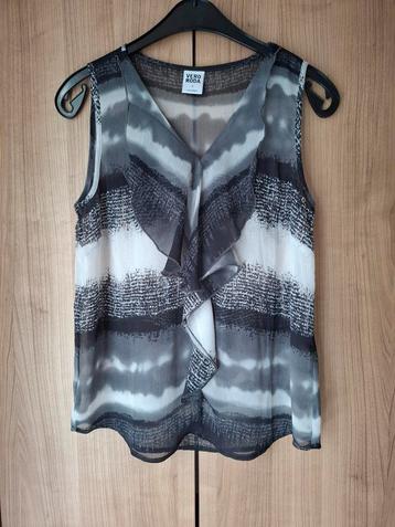 Vero Moda top beschikbaar voor biedingen