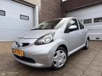 Toyota Aygo 1.0-12V +, Auto's, Voorwielaandrijving, Gebruikt, 4 stoelen, 68 pk